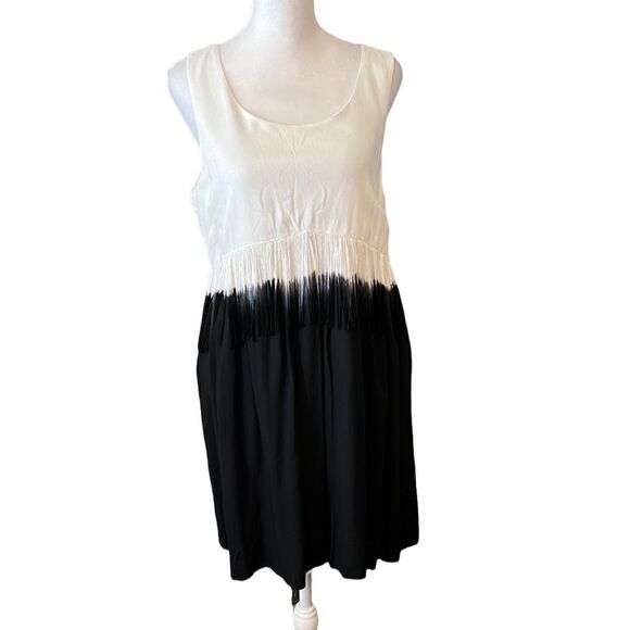 Olive & Oak gorgeous NWOT white grey black fringed sleeveless dress - Picture 1 of 14